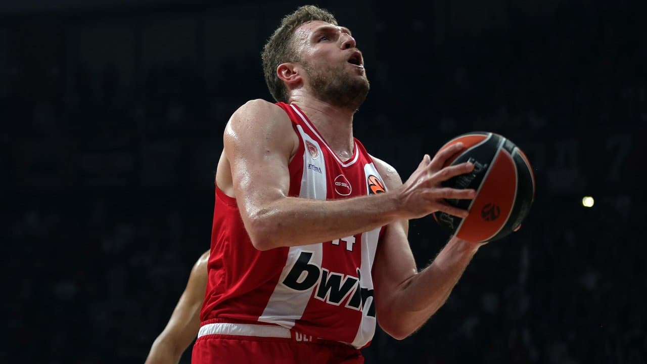 Избраха Везенков за №1 в кръга на Евролигата