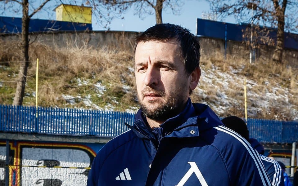Треньор на Левски замина на стаж в АЕК Атина
